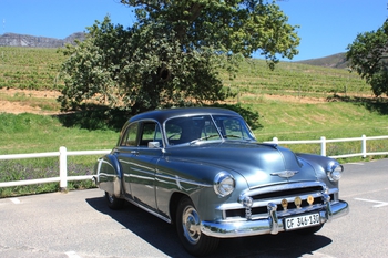 1950 Chevrolet Styleline Deluxe main image