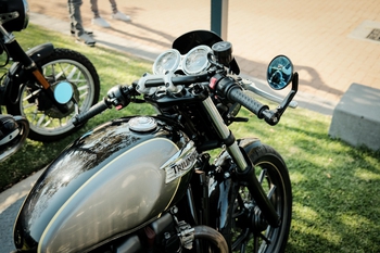 2017 Triumph Bonneville Street Cup (Modern Classic) main image